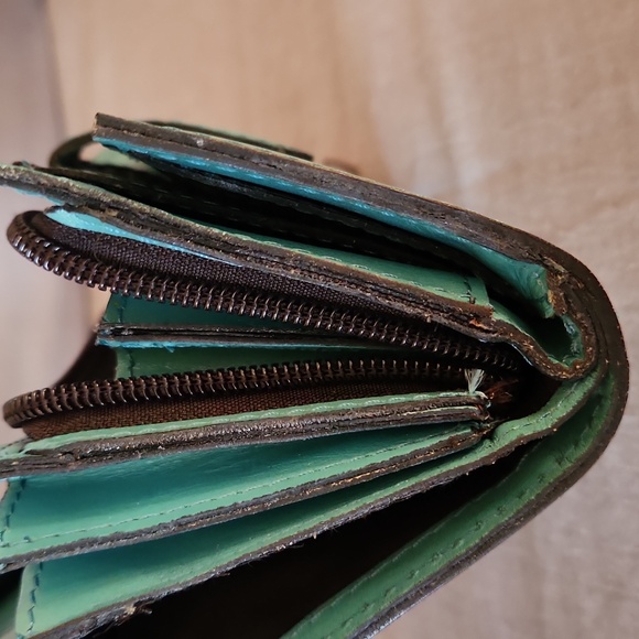 Patricia Nash turquoise leather wallet - Picture 9 of 12